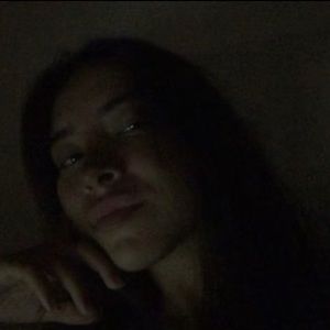 Meet your Posher, Leonor